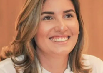 Gestão de Bruno Cunha Lima conquistou dois prêmios graças ao trabalho de Laryssa Almeida