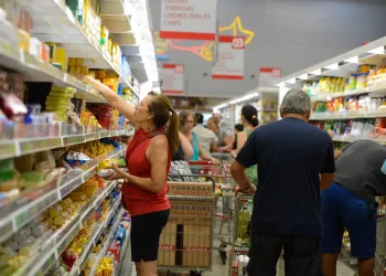 Inflação desacelera para todas as faixas de renda em agosto