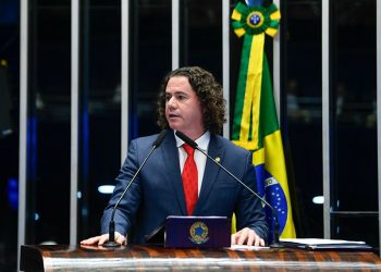 Modificado no Senado, projeto relatado por Veneziano que incentiva combustíveis do futuro volta à Câmara