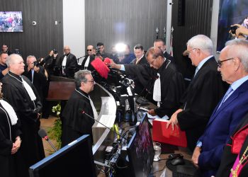 TJPB empossa Onaldo Queiroga como novo desembargador da Corte