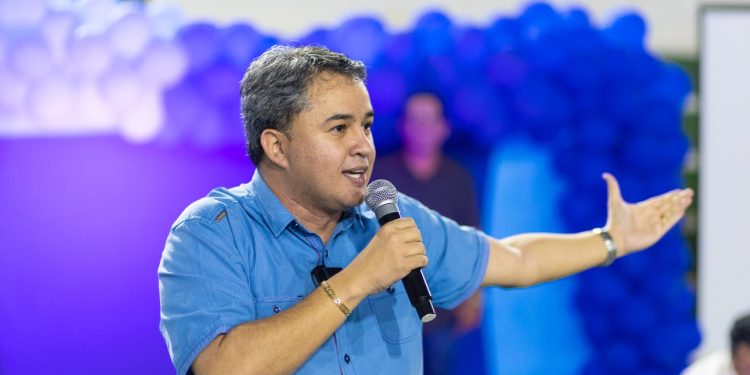 Efraim Filho projeta que oposição sairá fortalecida nas eleições de 2024