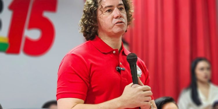 Veneziano dará coletiva nesta segunda-feira anunciando posição do MDB neste 2º turno da eleição em João Pessoa