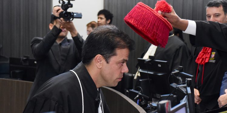 Francisco Seráphico é empossado como novo desembargador do TJPB
