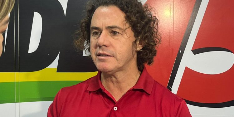 MDB da Paraíba mais que dobra número de prefeitos eleitos em 2024, em relação a 2020: “crescemos no diálogo franco”, diz Veneziano