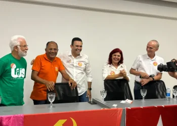 Federação PT, PV e PCdoB declara apoio a Jhony Bezerra em Campina Grande