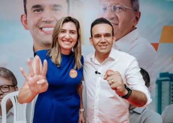 Ex-secretária de Bruno anuncia apoio a Jhony: “Se existiu traição, não foi de mim para o outro lado”