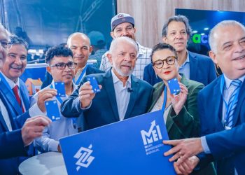 Lula amplia crédito a empreendedores: “Dinheiro não pode ficar só na mão de poucos”
