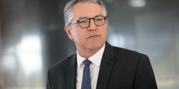 Alexandre Padilha, ministro de Lula, pede votos para Cícero Lucena