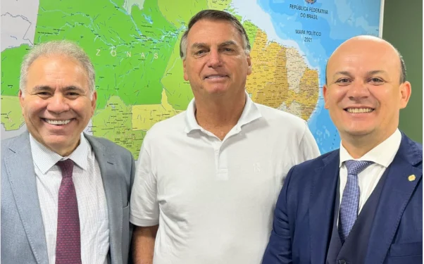Bolsonaro confirma agenda com Queiroga em João Pessoa na próxima semana