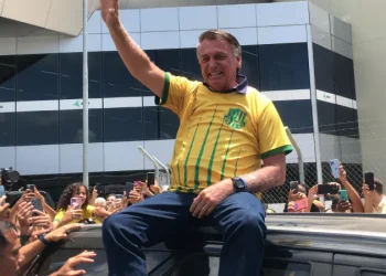 Em João Pessoa, Bolsonaro afirma que voltará à Presidência da República em 2026
