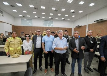 João Azevêdo acompanha trabalho das Forças de Segurança na Operação Voto Seguro 2024 no segundo turno das eleições