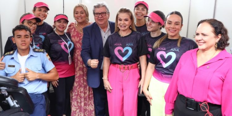 João Azevêdo participa da abertura da Campanha Outubro Rosa e destaca importância do diagnóstico precoce do câncer de mama