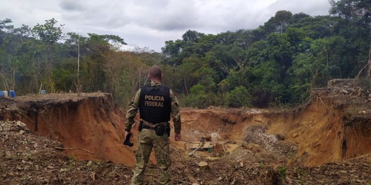 PF investiga exploração ilegal de areia e associação criminosa na Paraíba