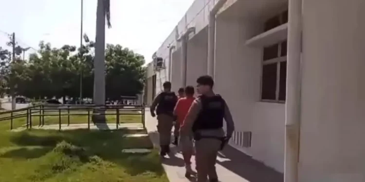 No Sertão: Duas pessoas são presas por filmar votação na urna, em Cajazeiras