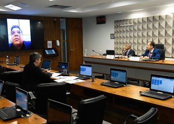 À CPI, empresário admite manipulação no futebol e diz que lucrou R$ 300 milhões