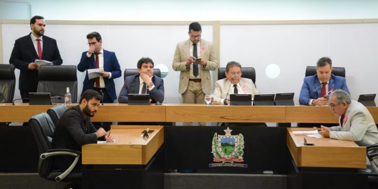 ALPB aprova projetos em defesa dos direitos das mulheres