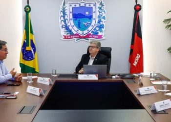 João Azevêdo recebe Missão do Banco Mundial e destaca execução das obras do Projeto de Segurança Hídrica da Paraíba