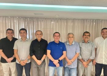 Vereadores se mobilizam em torno de João Almeida para tirar Dinho da presidência da CMJP