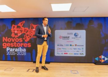 Governador em exercício destaca importância de parcerias entre Estado e gestões municipais em evento realizado pela Famup