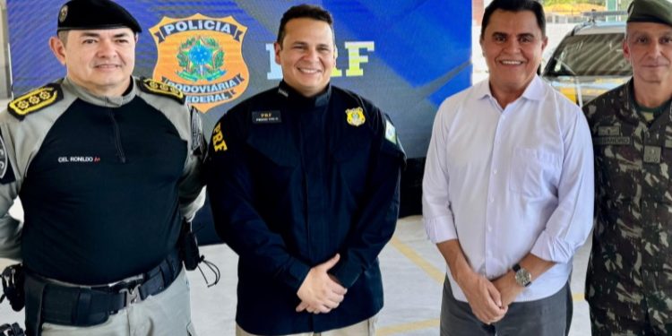 Com apoio do deputado federal Wilson Santiago, PRF recebe novas viaturas na Paraíba