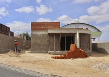 Em Picuí – Construção do novo CREAS segue em ritmo acelerado