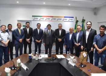 Candidatura de Hugo Motta recebe apoio do governador do Piauí, Rafael Fonteles e de toda Bancada do estado