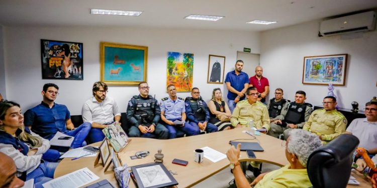 Funjope reúne instituições para discutir ações durante festas de fim de ano