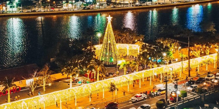 NATAL ILUMINADO: Abertura do polo do Açude Velho terá atrações musicais e a chegada do Papai Noel