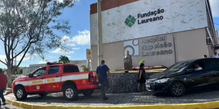 Sala do Hospital Napoleão Laureano é atingida por incêndio em João Pessoa