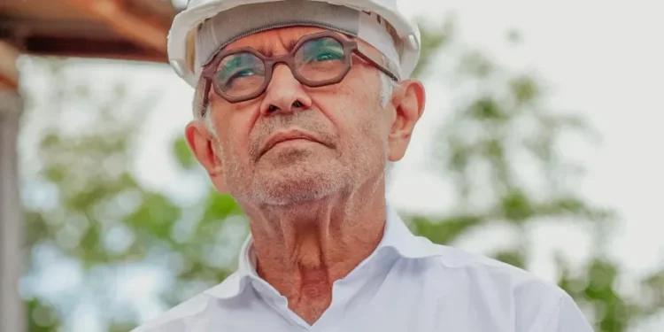 Cícero Lucena irá contratar empresa para construção de habitacional que vai beneficiar 240 famílias no Jardim Veneza