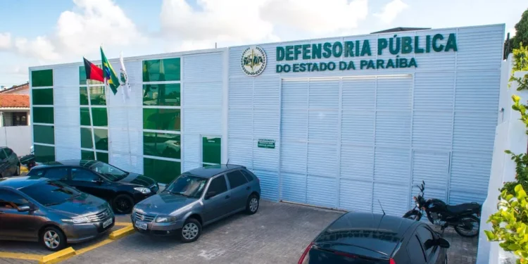 Dois novos membros tomam posse do cargo de defensor (a) público (a) nesta terça-feira (26)