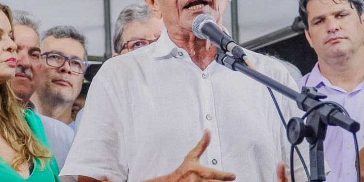 “Ponte das Três Ruas é símbolo da parceria da Prefeitura de João Pessoa com o Governo do Estado”, diz Cícero Lucena