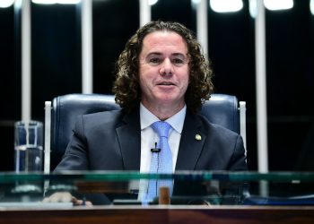 Veneziano representará a presidência do Senado Brasileiro na COP 29, que começa na próxima segunda no Azerbaijão