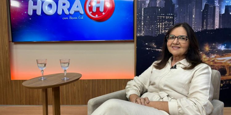 Nova reitora contesta “esquerdização” e critica aparelhamento e avanço da direita na UFPB