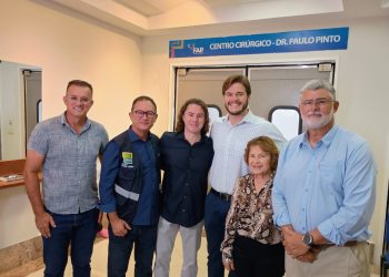 Veneziano e Nilda Gondim participam de inauguração de ala SUS na FAP