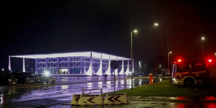 Polícia Federal abrirá inquérito sobre suposto atentado em Brasília