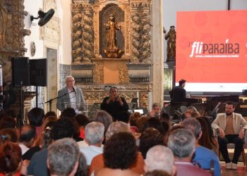 Festival Literário Internacional da Paraíba (FliParaíba) tem sua primeira edição aberta e segue até sábado (30)