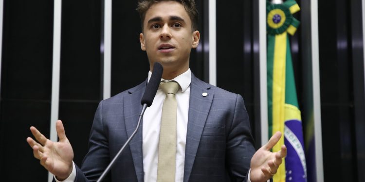 Nikolas condiciona apoio a Hugo Motta na Câmara à anistia para manifestantes do 8/1