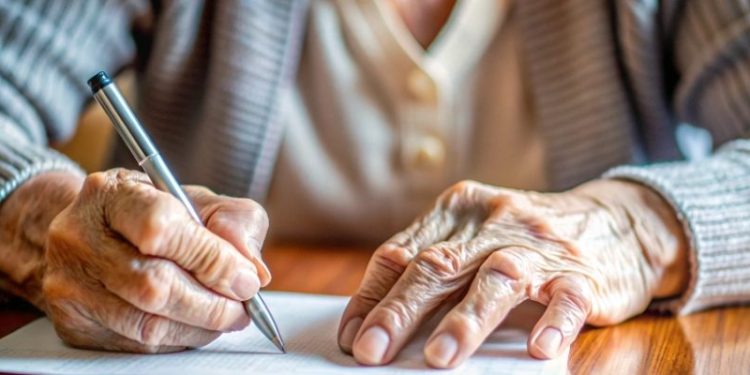 MPPB quer que bancos não ofereçam crédito eletrônico a idosos sem assinatura física