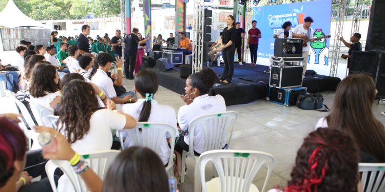 Parque Evaldo Cruz se transforma no epicentro da Ciência e Tecnologia