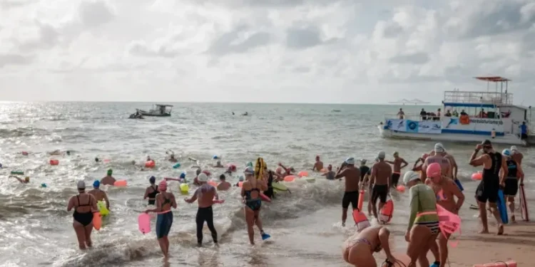 João Pessoa recebe neste sábado (30) a 3ª edição da Ultramaratona Aquática de natação no mar
