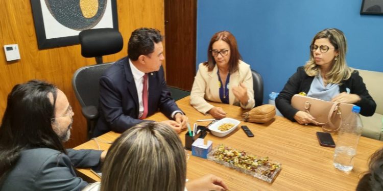 Wilson Santiago recebe diretores do IFPB e garante que instituição será prioridade no eixo de emendas da bancada