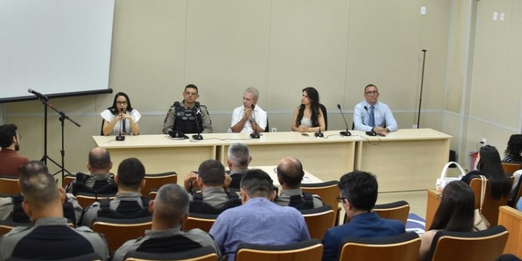 Prefeitura de Patos e MPPB se unem no lançamento da Campanha Laço Branco pelo fim da violência contra a mulher