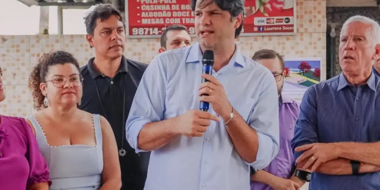 Leo Bezerra autoriza pavimentação de 12 ruas e reconstrução de praça no Alto do Mateus