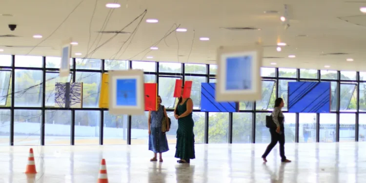 Torre de exposições da Estação Cabo Branco é reaberta com o trabalho de quatro artistas