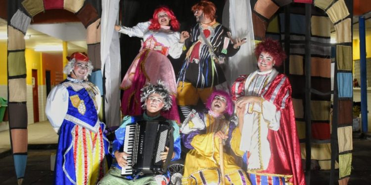 Funjope apresenta maracatu, teatro e cultura popular neste domingo no Parque Sólon de Lucena