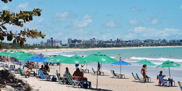 Avaliação semanal da Sudema atesta qualidade das praias de João Pessoa em condições de balneabilidade