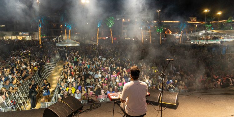 Evangélicos farão culto no palco do Réveillon em João Pessoa dia 1 de janeiro