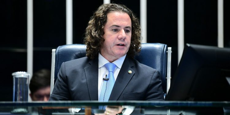 No dia da Pessoa com Deficiência, Veneziano destaca iniciativas de sua autoria para ampliar direitos e acessibilidade