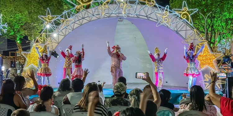 Natal da Gente leva magia, cultura e fortalecimento de vínculos às famílias de Patos